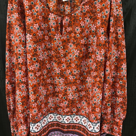 Liz Claiborne Tops - Liz Claiborne Floral Blouse - Orange and Pink Metal Button Detail in a Size XXL